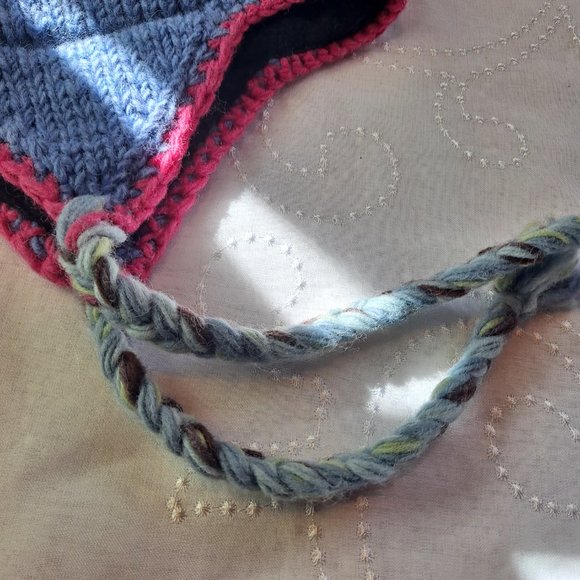 Girl's Nepal Wool Ski / Snow Hat - Picture 3 of 6